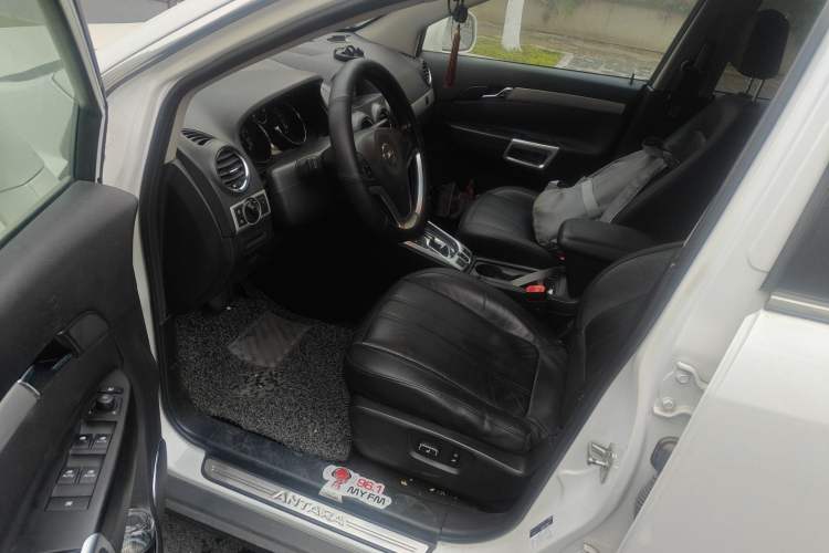 Used Opel Antara 2012 2.4L Two-Wheel-Drive Luxury Edition Left Front Seat