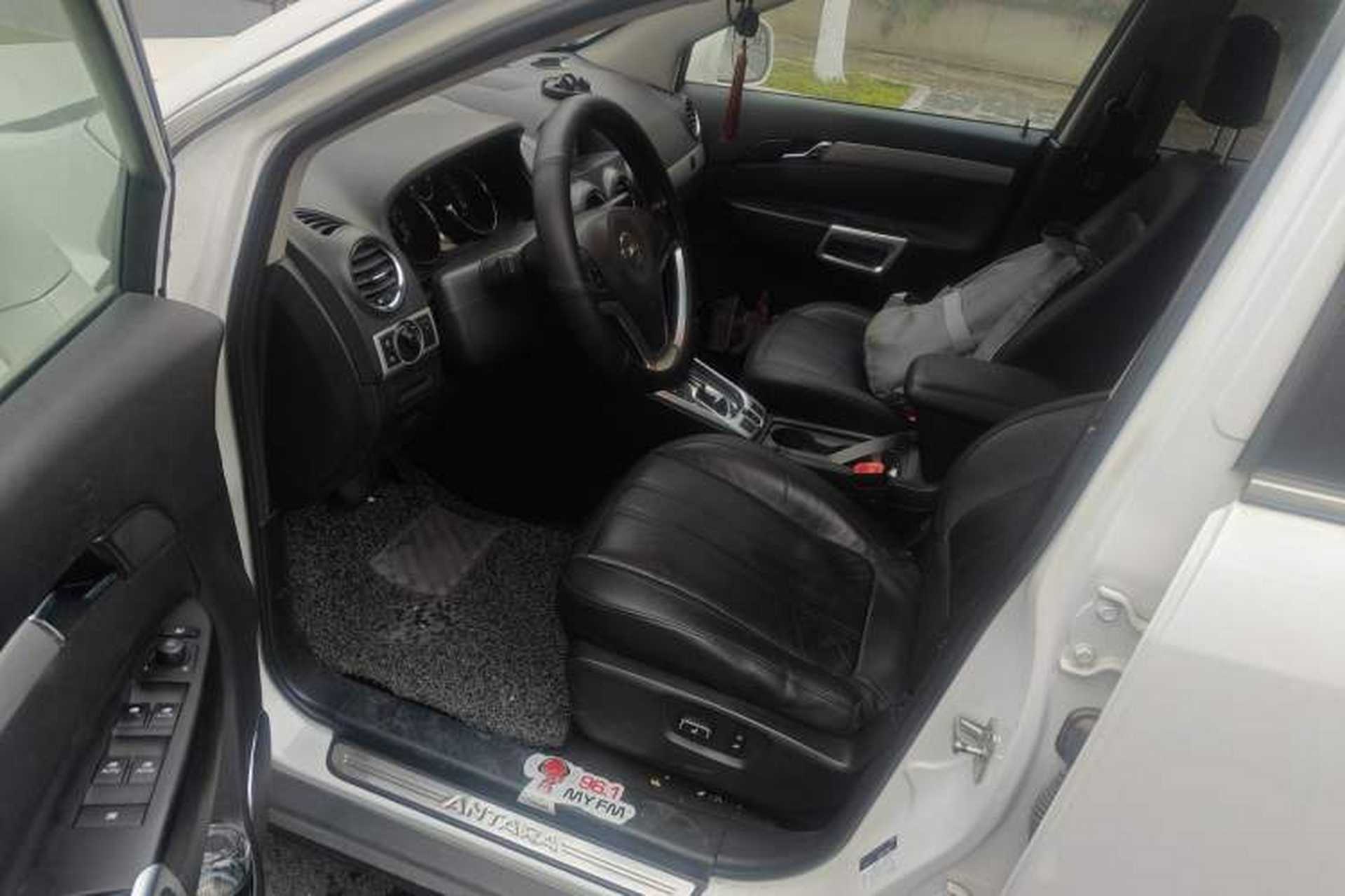 Used Opel Antara 2012 2.4L Two-Wheel-Drive Luxury Edition Left Front Seat