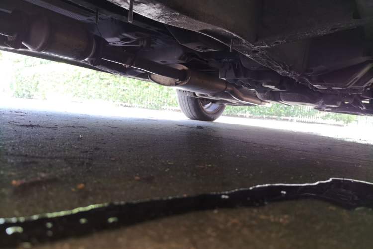 Used Opel Antara 2012 2.4L Two-Wheel-Drive Comfort Edition Chassis Front Left