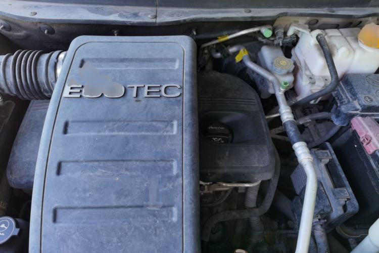 Used Opel Antara 2012 2.4L Two-Wheel-Drive Comfort Edition Engine Bay