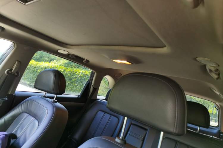 Used Opel Antara 2012 2.4L Two-Wheel-Drive Comfort Edition Headliner