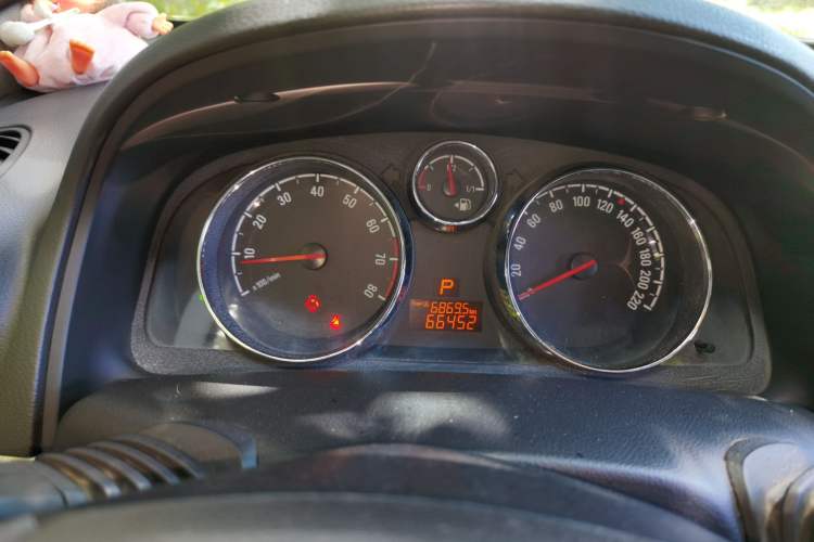 Used Opel Antara 2012 2.4L Two-Wheel-Drive Comfort Edition Instrument Cluster