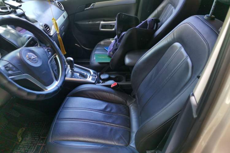 Used Opel Antara 2012 2.4L Two-Wheel-Drive Comfort Edition Left Front Seat