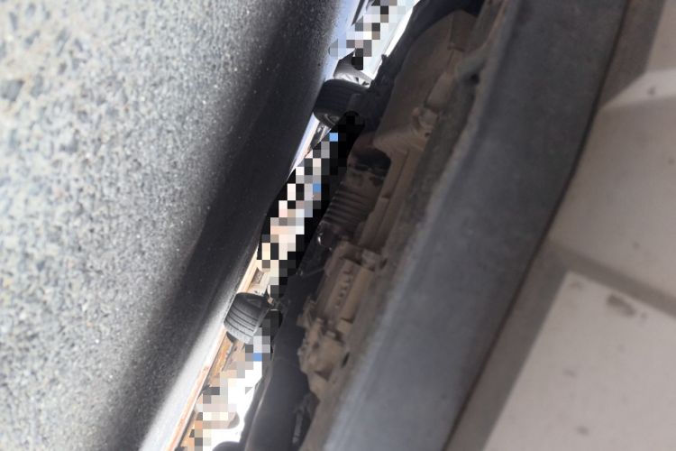 Used Opel Antara 2013 2.4L 4x4 Luxury Edition Chassis Front