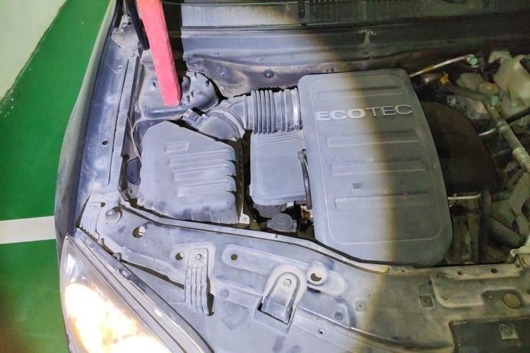 Used Opel Antara 2013 2.4L Two-Wheel Drive Comfort Edition Engine Bay Right