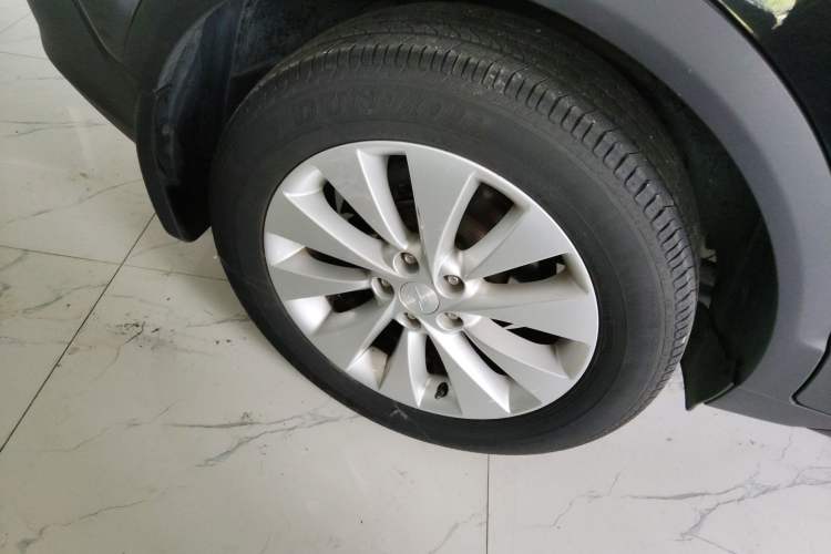 Used Opel Antara 2013 2.4L 4x4 Luxury Edition Exterior 8