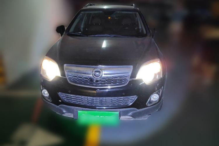 Used Opel Antara 2013 2.4L Two-Wheel Drive Comfort Edition Front