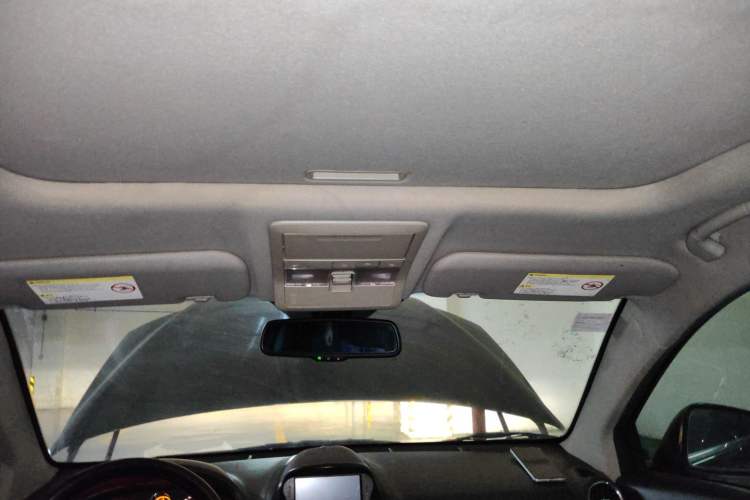 Used Opel Antara 2013 2.4L Two-Wheel Drive Comfort Edition Headliner
