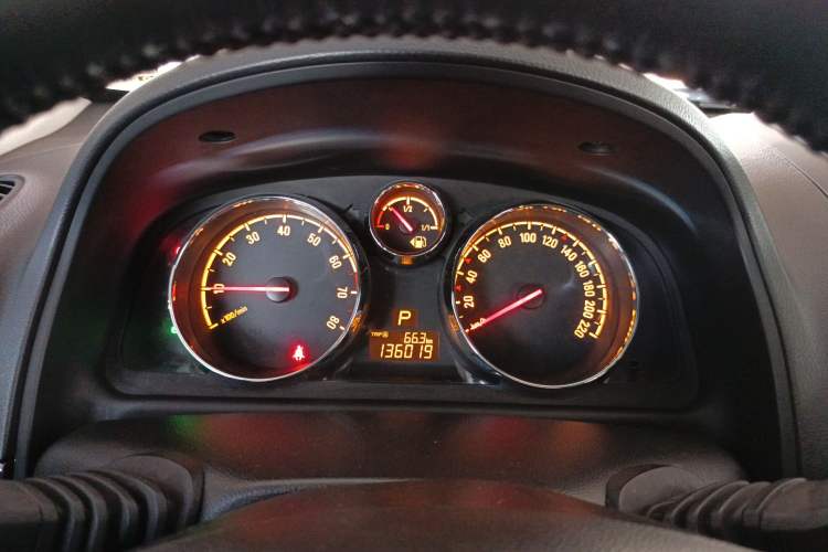 Used Opel Antara 2013 2.4L Two-Wheel-Drive Luxury Edition Instrument Cluster