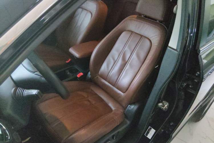 Used Opel Antara 2013 2.4L 4x4 Luxury Edition Left Front Seat