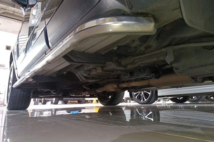 Used Opel Antara 2013 2.4L Two-Wheel-Drive Luxury Edition Left Side Sill