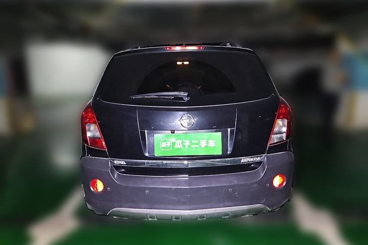 Used Opel Antara 2013 2.4L Two-Wheel-Drive Luxury Edition Rear