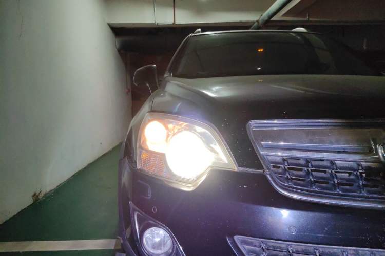 Used Opel Antara 2013 2.4L Two-Wheel Drive Comfort Edition Right Front Headlight