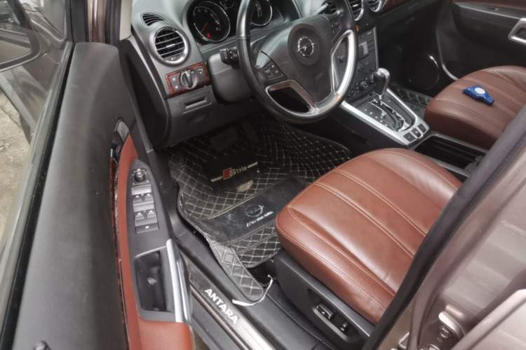 Used Opel Antara 2013 2.4L 4x4 Luxury Edition Driver Seat