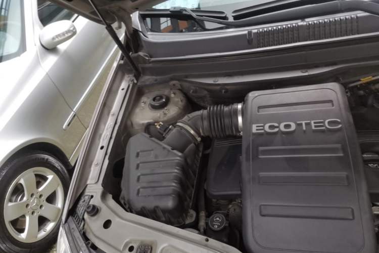 Used Opel Antara 2013 2.4L 4x4 Luxury Edition Engine Bay Right