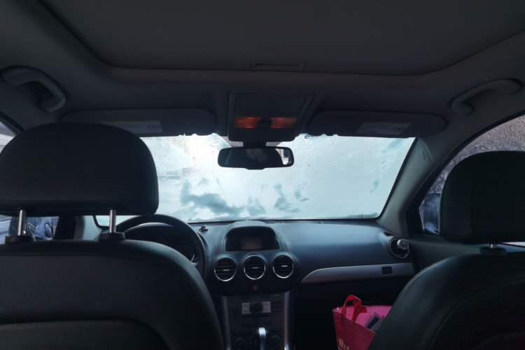 Used Opel Antara 2013 2.4L 4x4 Luxury Edition Headliner