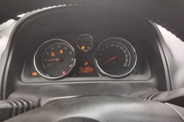 Used Opel Antara 2013 2.4L 4x4 Luxury Edition Instrument Cluster