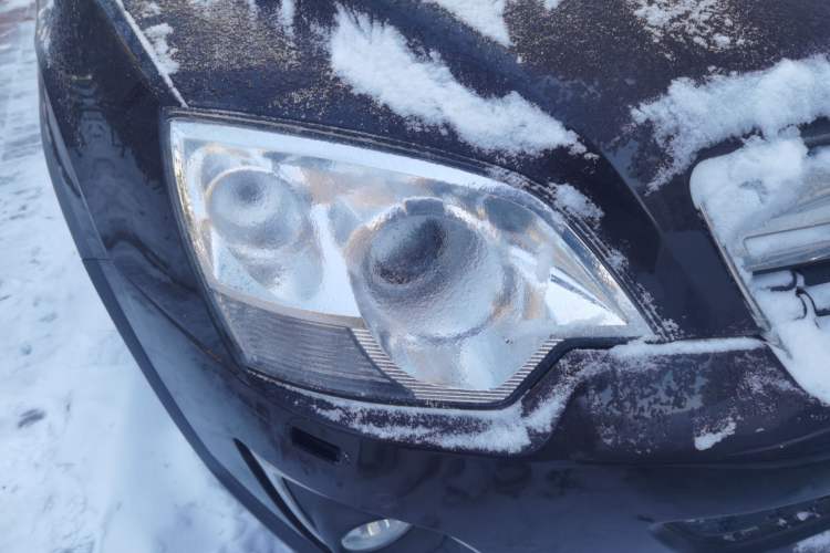Used Opel Antara 2013 2.4L 4x4 Luxury Edition Right Front Headlight