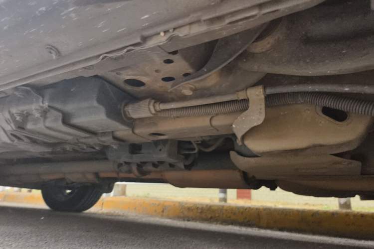Used Opel Antara 2013 2.4L Two-Wheel-Drive Luxury Edition Chassis Rear Left