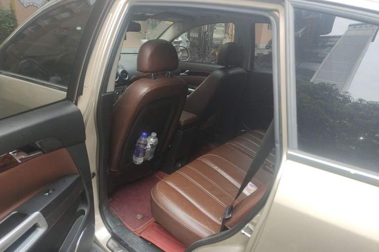 Used Opel Antara 2013 2.4L Two-Wheel-Drive Luxury Edition Left Rear Seat