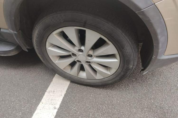 Used Opel Antara 2013 2.4L Two-Wheel-Drive Luxury Edition Right Front Wheel Hub