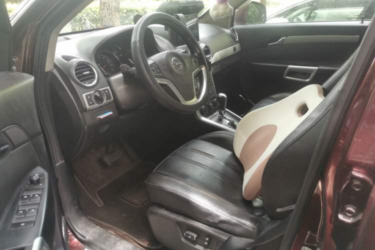 Used Opel Antara 2013 2.4L Two-Wheel-Drive Luxury Edition Driver Seat