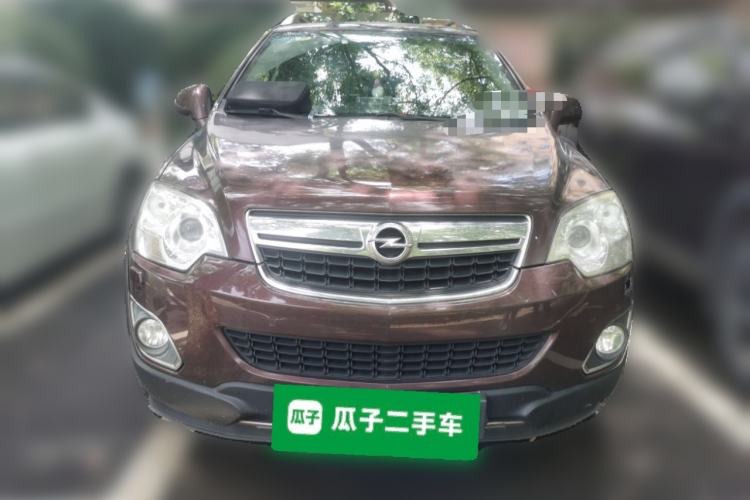Used Opel Antara 2013 2.4L Two-Wheel-Drive Luxury Edition Front