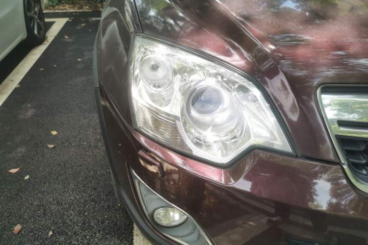 Used Opel Antara 2013 2.4L Two-Wheel-Drive Luxury Edition Right Front Headlight