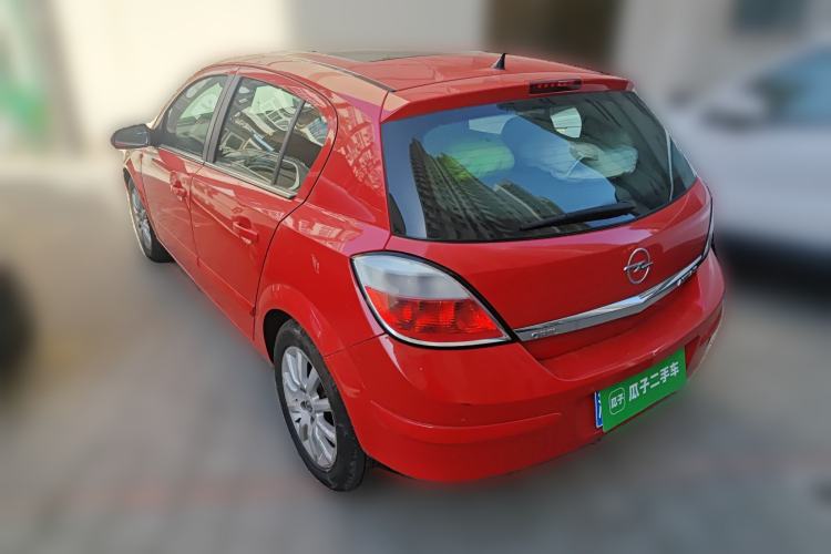 Used Opel Astra 2005 1.8 Luxury Model Rear Left 45 Deg