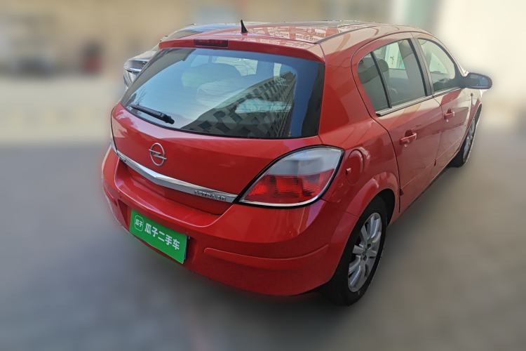 Used Opel Astra 2005 1.8 Luxury Model Rear Right 45 Deg