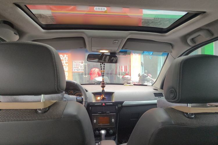 Used Opel Astra 2010 1.8 A+ Standard Edition Headliner
