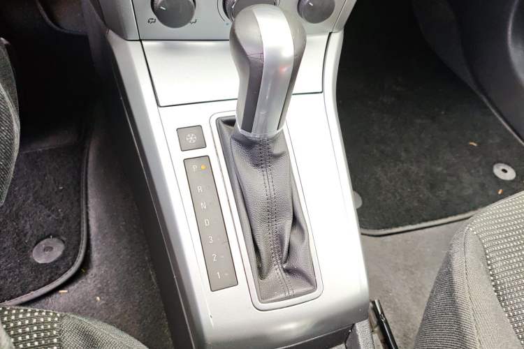 Used Opel Astra 2010 1.8 GTC Panoramic Windshield Edition Gear Lever