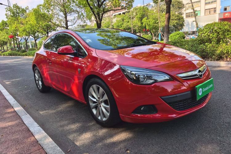 Used Opel Astra 2014 1.4T GTC Sport Model Exterior 2