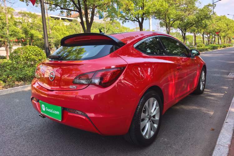 Used Opel Astra 2014 1.4T GTC Sport Model Exterior 4
