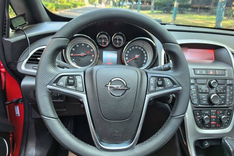 Used Opel Astra 2014 1.4T GTC Sport Model Steering Wheel
