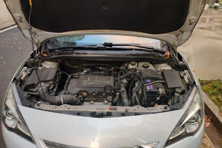 Used Opel Astra 2014 1.4T GTC Comfort Model Engine Bay