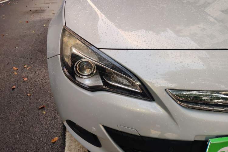 Used Opel Astra 2014 1.4T GTC Comfort Model Right Front Headlight