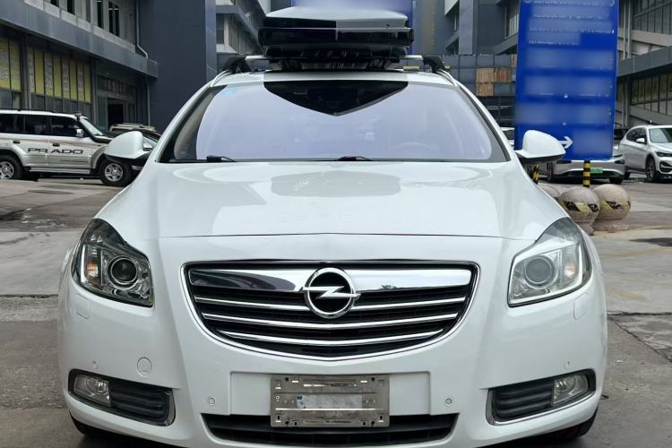 Used Opel Insignia 2013 2.0T Two-Wheel-Drive Luxury Version Exterior 1