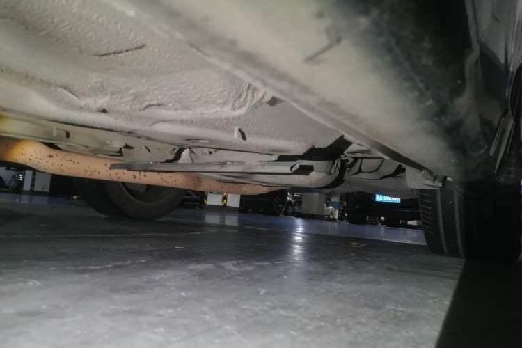 Used Opel Insignia 2013 2.0T Four-Wheel Drive Sport Model Chassis Front Left