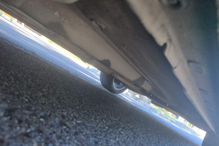Used Opel Insignia 2013 2.0T Two-Wheel-Drive Luxury Version Chassis Front Left