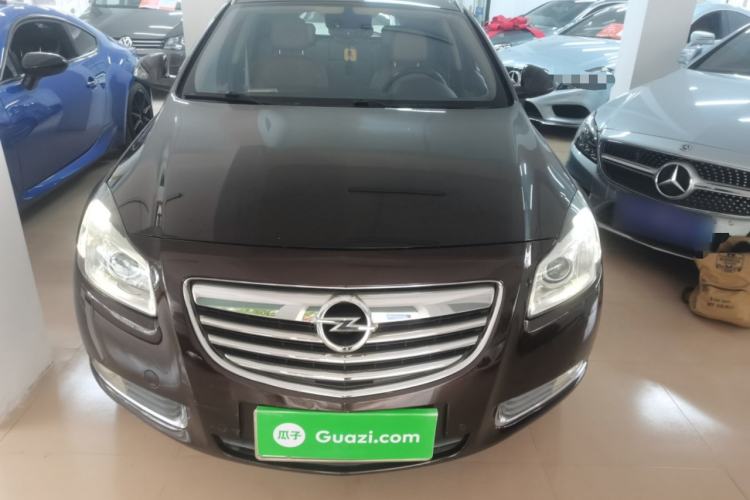 Used Opel Insignia 2013 2.0T Two-Wheel-Drive Luxury Version Front