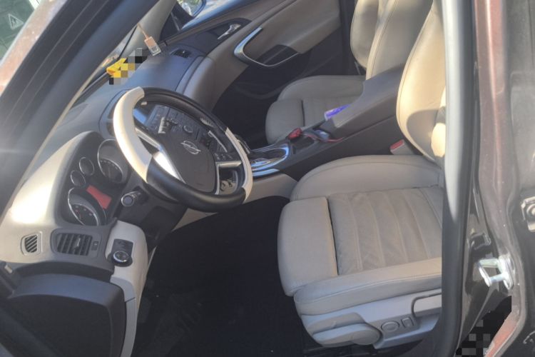 Used Opel Insignia 2013 2.0T Two-Wheel-Drive Luxury Version Left Front Seat