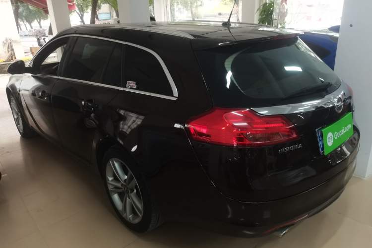 Used Opel Insignia 2013 2.0T Two-Wheel-Drive Luxury Version Left Side