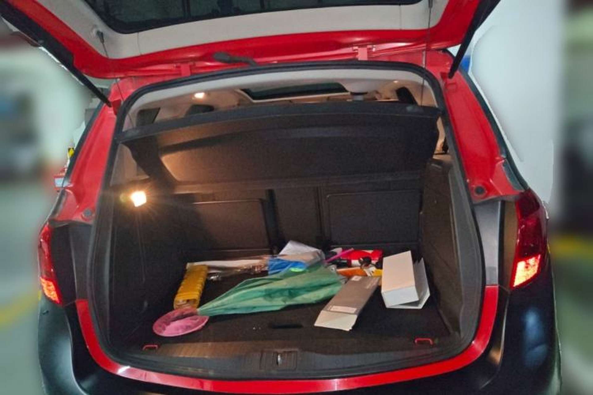 Used Opel Meriva 2013 1.4T Luxury Model Trunk