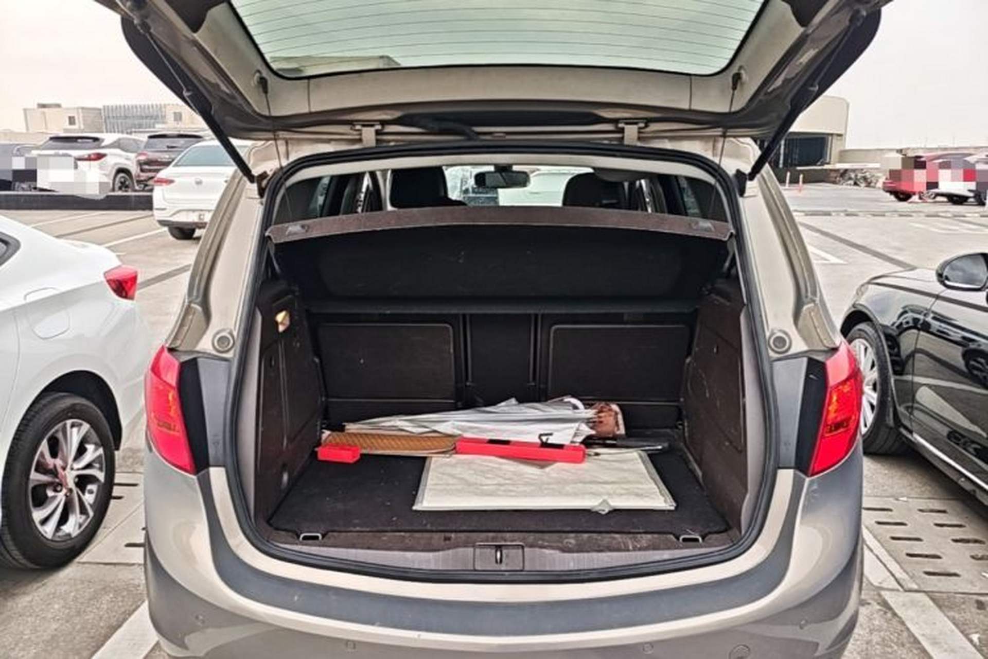 Used Opel Meriva 2013 1.4T Luxury Model Trunk