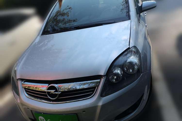Used Opel Zafira 2010 1.8L MTA Front