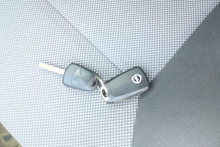 Used Opel Zafira 2010 1.8L MTA Vehicle Key