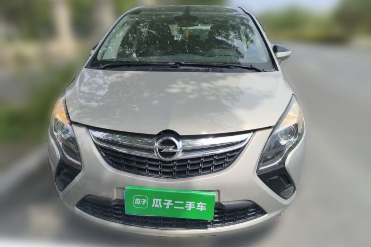 Used Opel Zafira 2013 1.4T Five-Seat Comfort Version Front