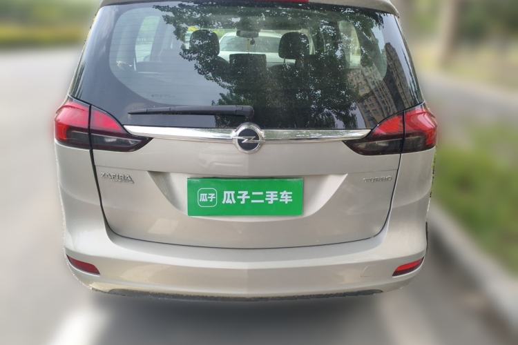 Used Opel Zafira 2013 1.4T Five-Seat Comfort Version Rear