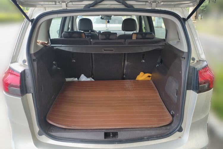 Used Opel Zafira 2013 1.4T Five-Seat Comfort Version Trunk